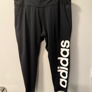 Women’s Adidas crop Black Leggings